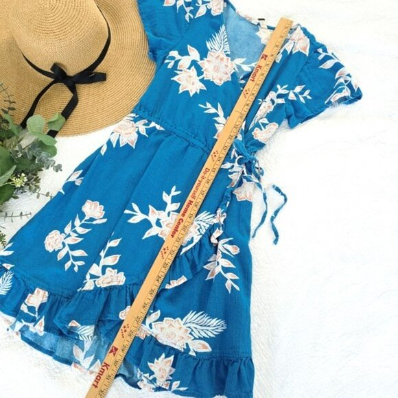 Roxy Women's Mini Wrap Dress Size Small Blue Tropical Short Sleeves Vacation - Picture 9 of 16